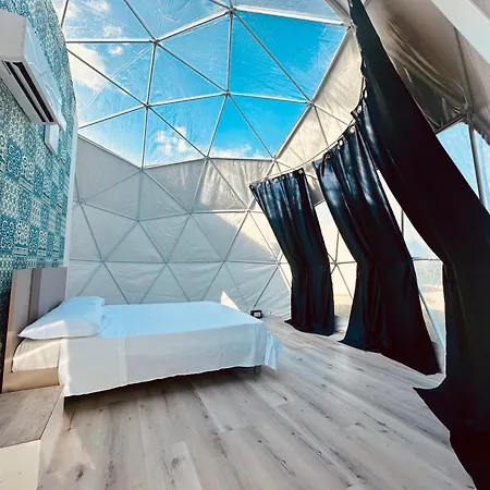 Natura Glampingdome *